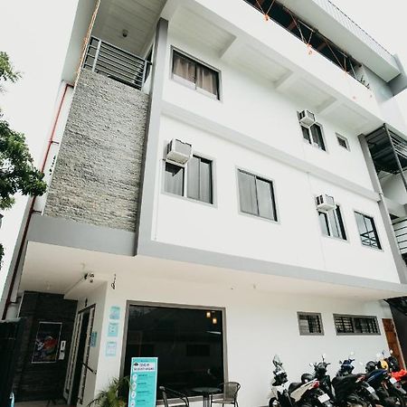 Kingswick Residences & Lodge Dumaguete City Buitenkant foto