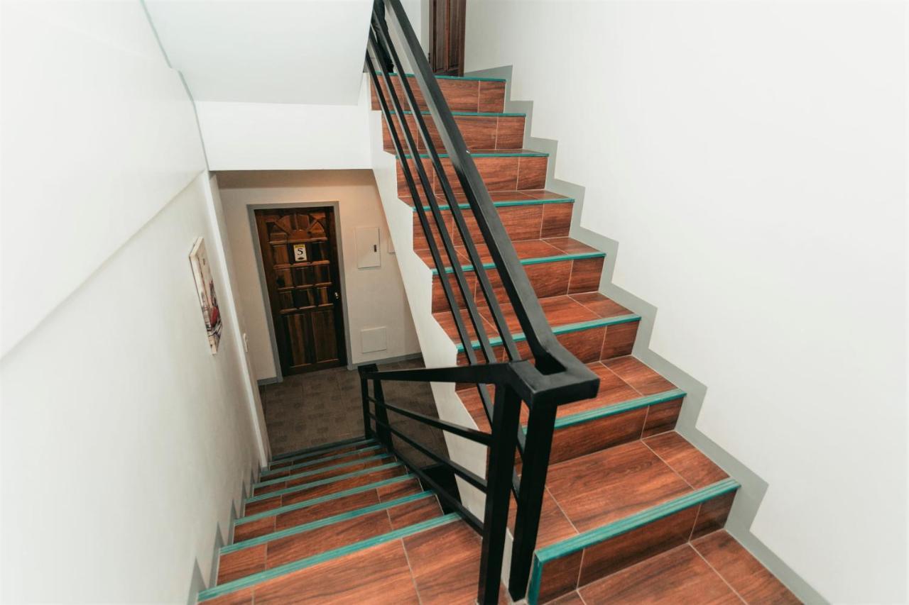 Kingswick Residences & Lodge Dumaguete City Buitenkant foto
