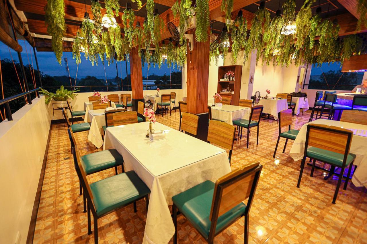 Kingswick Residences & Lodge Dumaguete City Buitenkant foto