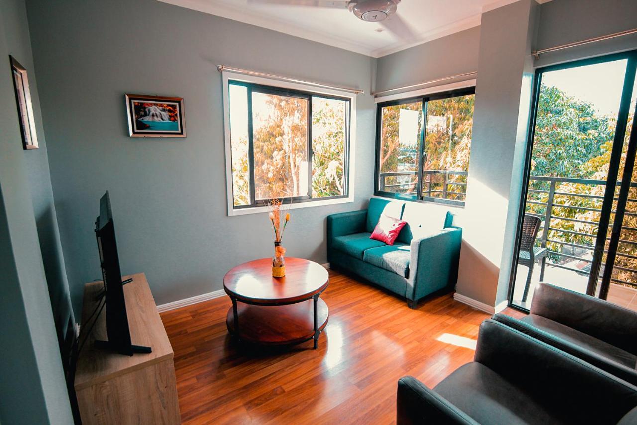 Kingswick Residences & Lodge Dumaguete City Buitenkant foto